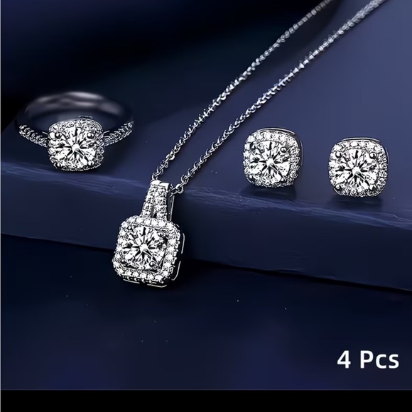 Silver Rhinestone Jewelry Set - Picture 8 of 11